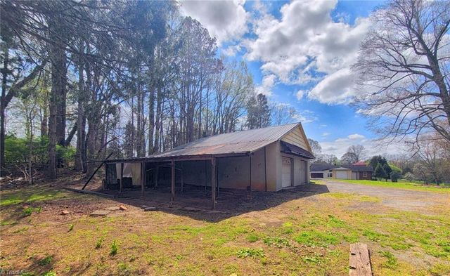 4515 Rocklane Drive, Walkertown, NC 27051