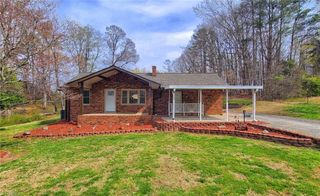 4515 Rocklane Drive, Walkertown, NC 27051