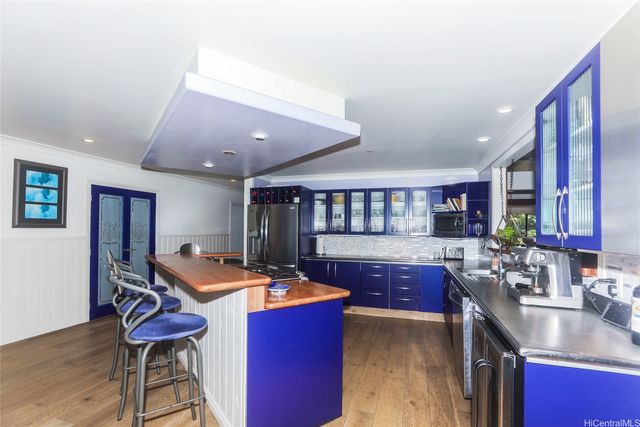 3702 Old Pali Road, Honolulu, HI 96817