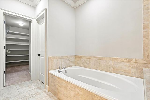 102 Riversgate Drive, Sandy Springs, GA 30339