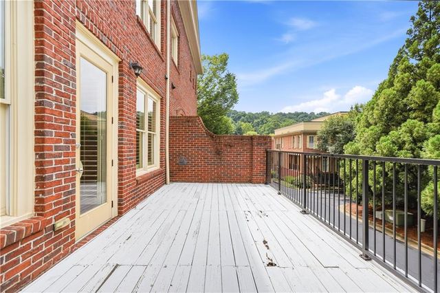 102 Riversgate Drive, Sandy Springs, GA 30339
