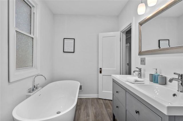 4031 Campbell Street, Kansas City, MO 64110