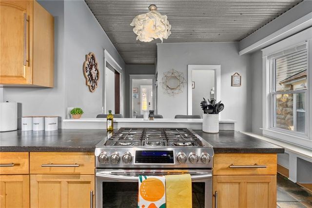 4031 Campbell Street, Kansas City, MO 64110