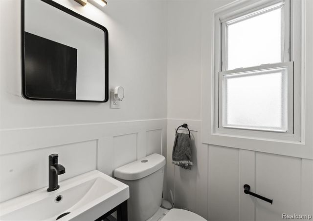 2008 Alicia Lane, Royal Oak, MI 48073