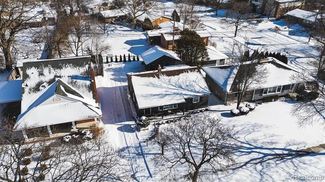 2008 Alicia Lane, Royal Oak, MI 48073