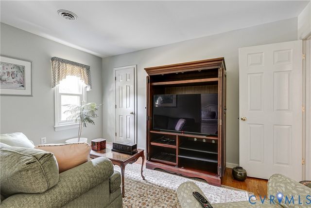 5510 Silver Birch Ln, Midlothian, VA 23112