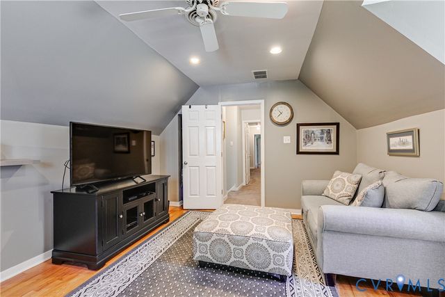 5510 Silver Birch Ln, Midlothian, VA 23112