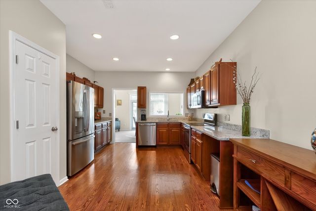 5734 Spruce Knoll Court, Indianapolis, IN 46220