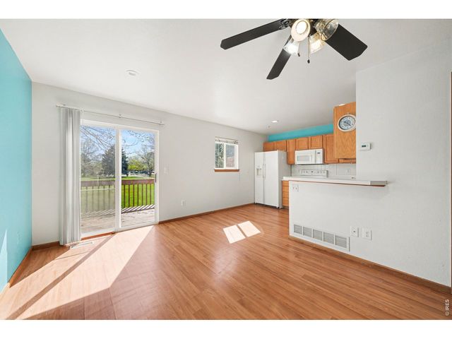 312 Dean Ct, Loveland, CO 80537