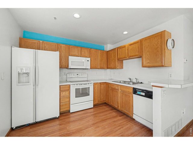 312 Dean Ct, Loveland, CO 80537