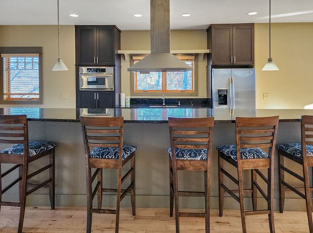 102 Nostalgia LANE, Bozeman, MT 59715