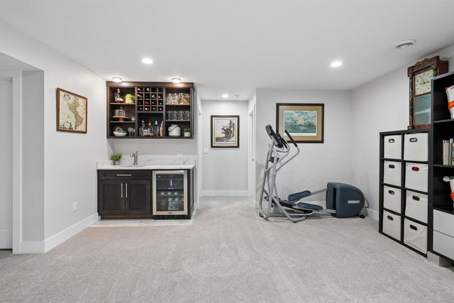 1822 Reese Road, Cedar Falls, IA 50613