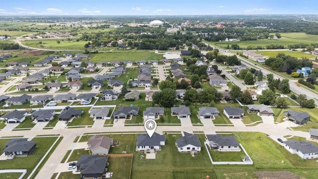 1822 Reese Road, Cedar Falls, IA 50613