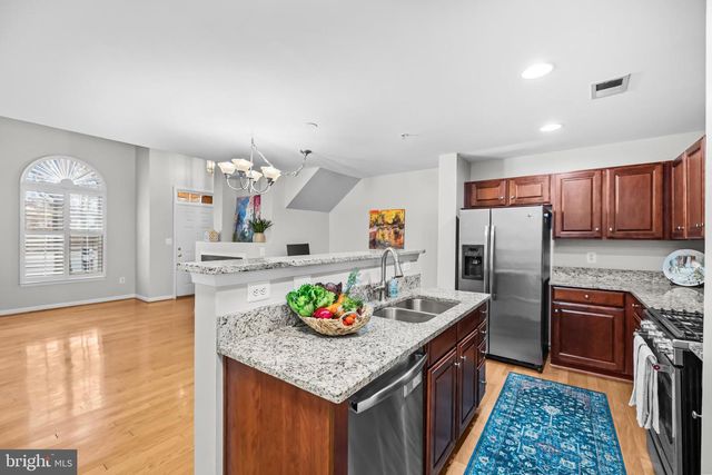 527 CAMERON STATION BLVD, Alexandria, VA 22304