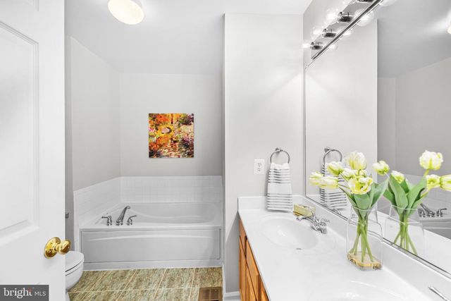 527 CAMERON STATION BLVD, Alexandria, VA 22304