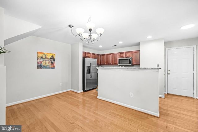 527 CAMERON STATION BLVD, Alexandria, VA 22304