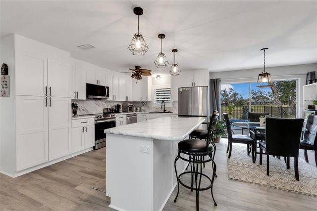 16 OAKLAND HILLS PLACE, Rotonda West, FL 33947