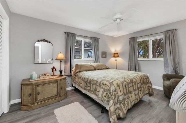 16 OAKLAND HILLS PLACE, Rotonda West, FL 33947