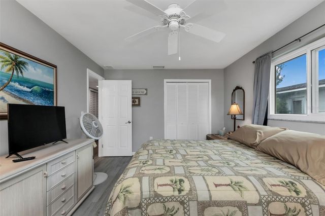 16 OAKLAND HILLS PLACE, Rotonda West, FL 33947