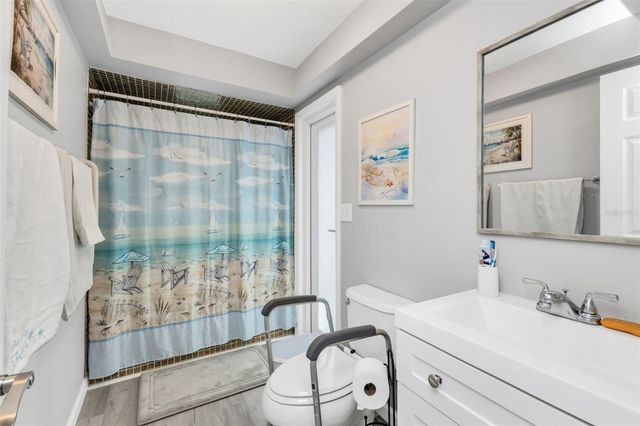 16 OAKLAND HILLS PLACE, Rotonda West, FL 33947