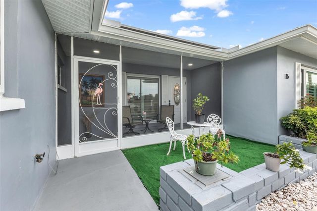 16 OAKLAND HILLS PLACE, Rotonda West, FL 33947