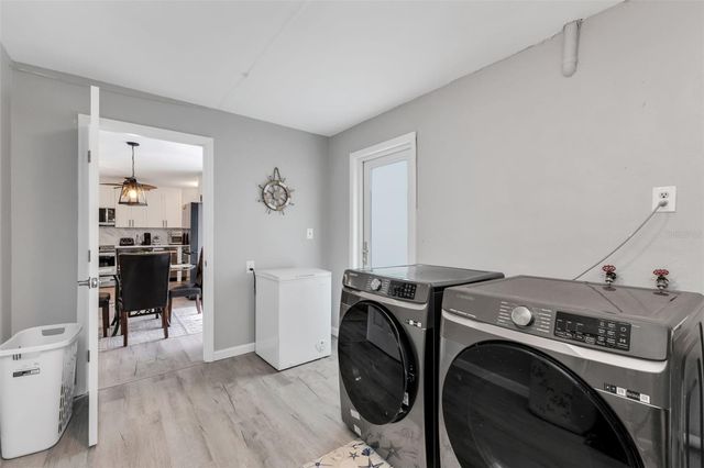 16 OAKLAND HILLS PLACE, Rotonda West, FL 33947