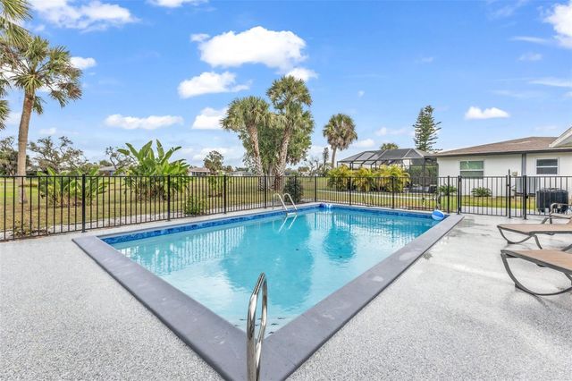 16 OAKLAND HILLS PLACE, Rotonda West, FL 33947