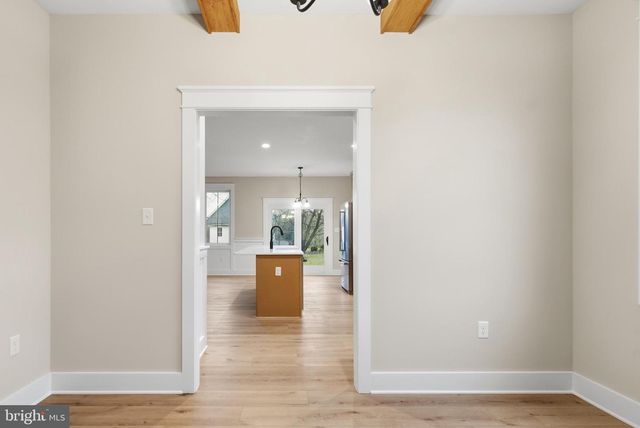 1035 PUTNAM ST, Harpers Ferry, WV 25425