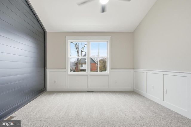 1035 PUTNAM ST, Harpers Ferry, WV 25425