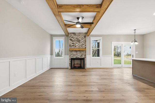 1035 PUTNAM ST, Harpers Ferry, WV 25425