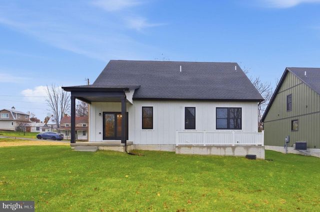 1035 PUTNAM ST, Harpers Ferry, WV 25425