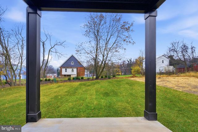 1035 PUTNAM ST, Harpers Ferry, WV 25425