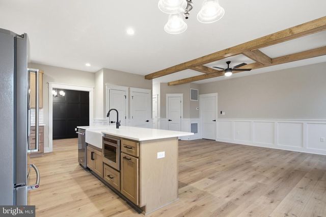 1035 PUTNAM ST, Harpers Ferry, WV 25425