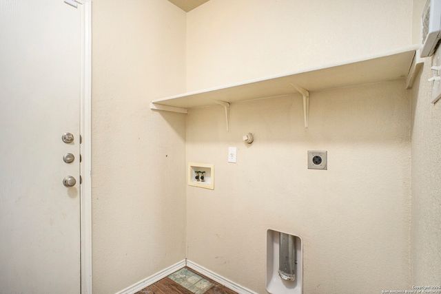 10007 Del Lago, San Antonio, TX 78245