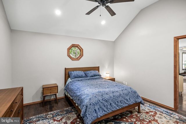 6330 ESTELLE AVE, Mays Landing, NJ 08330