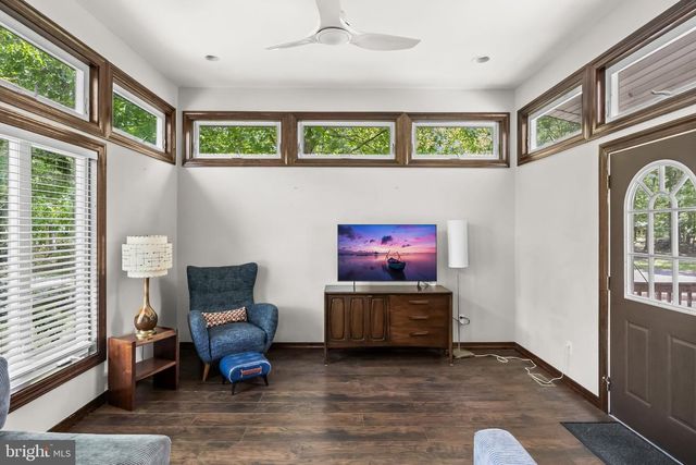 6330 ESTELLE AVE, Mays Landing, NJ 08330