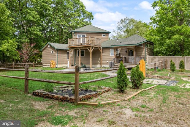6330 ESTELLE AVE, Mays Landing, NJ 08330