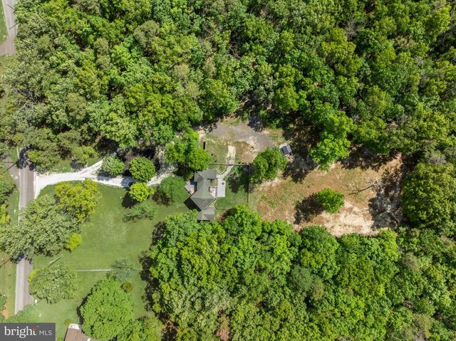 6330 ESTELLE AVE, Mays Landing, NJ 08330