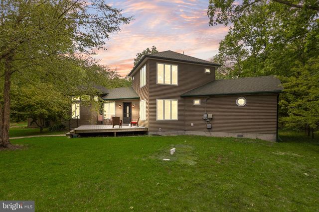 6330 ESTELLE AVE, Mays Landing, NJ 08330