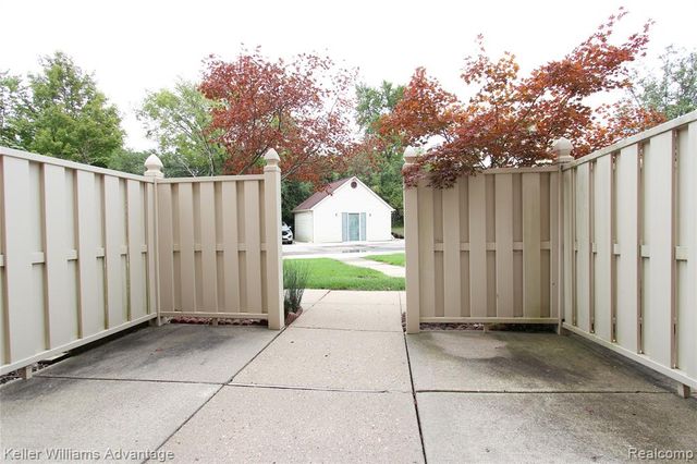 19280 Northridge Drive, Northville, MI 48167