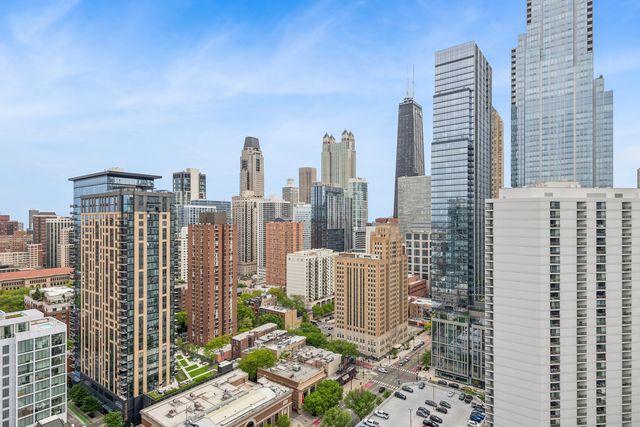 110 W SUPERIOR Street 1502, Chicago, IL 60654