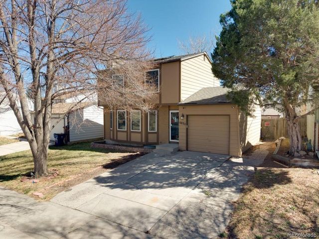 4822 S Quintero Cir, Aurora, CO 80015