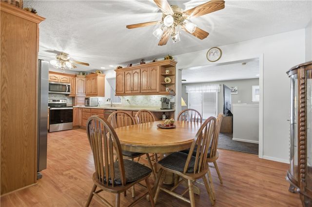 605 Davidson Dr, Rochester Twp, PA 15074