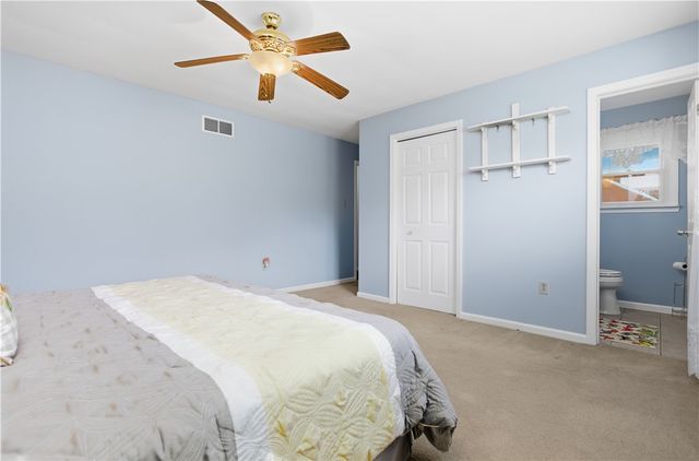 605 Davidson Dr, Rochester Twp, PA 15074