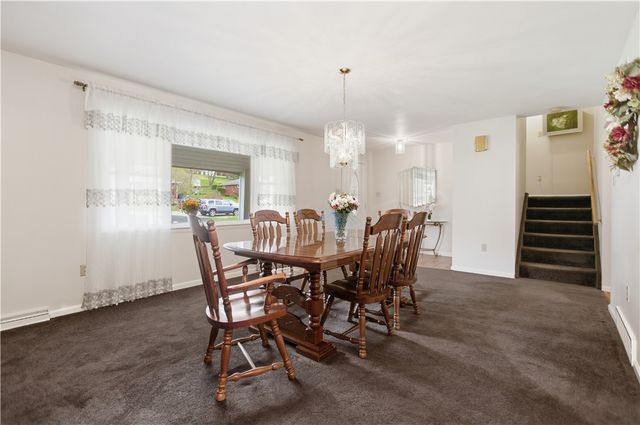 605 Davidson Dr, Rochester Twp, PA 15074