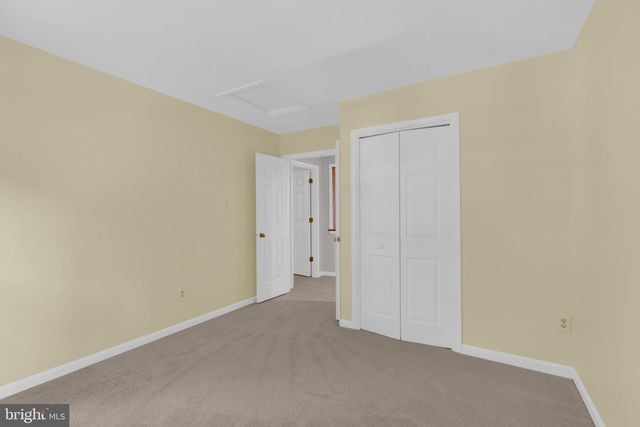 9695 HOLLY OAK CT, Fairfax Station, VA 22039
