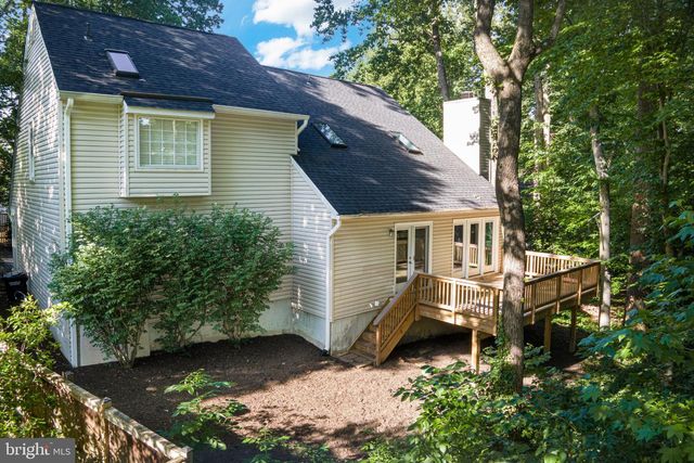 9695 HOLLY OAK CT, Fairfax Station, VA 22039