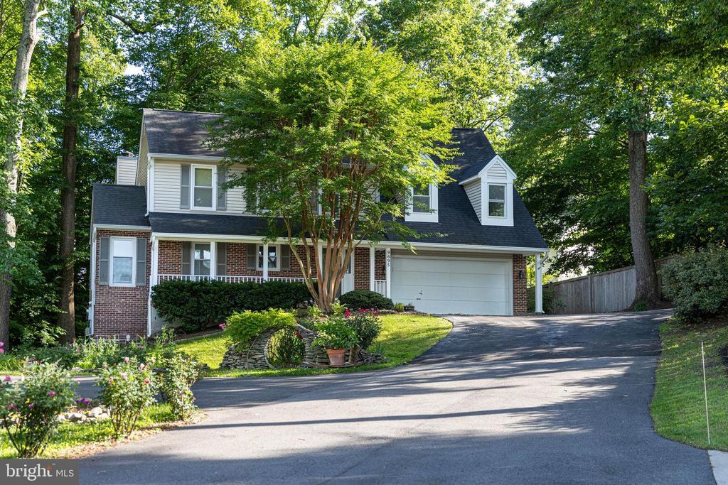 9695 HOLLY OAK CT, Fairfax Station, VA 22039