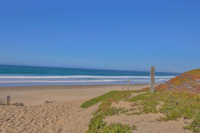 820 Casanova Avenue 30, Monterey, CA 93940