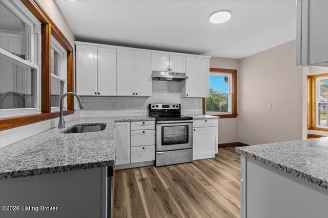 7408 Shepherdsville Rd, Louisville, KY 40219
